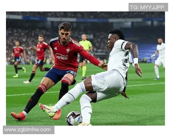 9号足球明星苏的传奇之路与辉煌成就揭秘 9号足球明星苏的传奇之路与辉煌成就揭秘