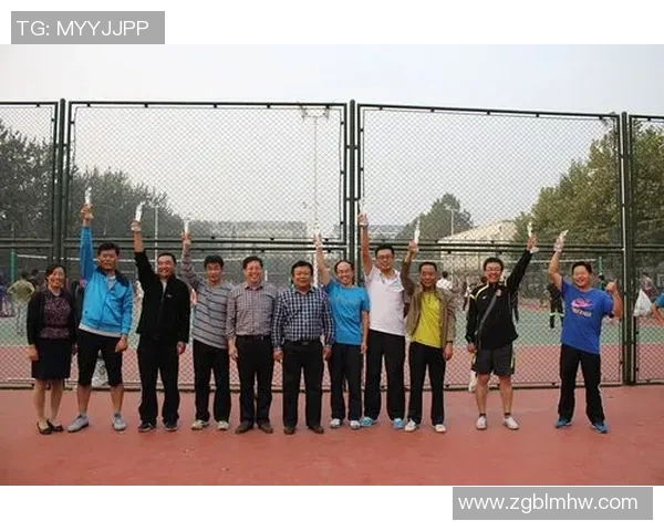 上海排球队的意识提升与团队凝聚力探讨 上海排球队的意识提升与团队凝聚力探讨