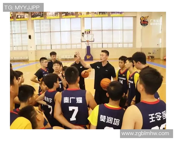 上海篮球队在世锦赛中的拼搏历程与荣耀时刻的深度剖析 上海篮球队在世锦赛中的拼搏历程与荣耀时刻的深度剖析