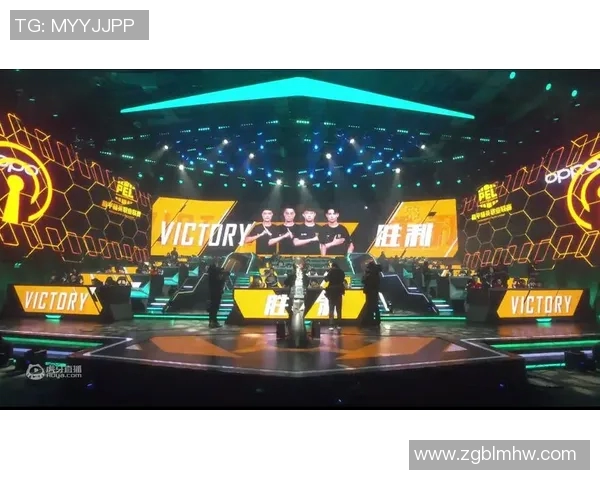 上海篮球队以56分稳居大师赛积分榜首位争夺冠军之路愈加明朗 上海篮球队以56分稳居大师赛积分榜首位争夺冠军之路愈加明朗