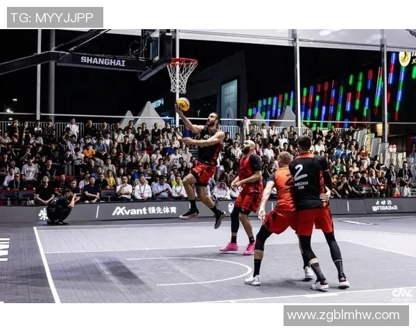 上海篮球队在大师赛中的力量展现与战术分析全面解读 上海篮球队在大师赛中的力量展现与战术分析全面解读