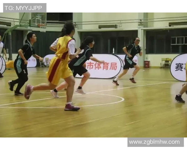 上海篮球队的比赛节奏分析与战术调整对胜负的影响探讨 上海篮球队的比赛节奏分析与战术调整对胜负的影响探讨