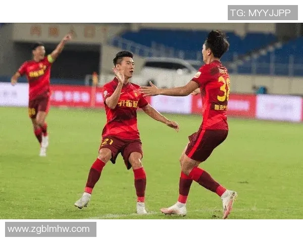 上海网球队以58分领跑大师赛积分榜展现强劲实力