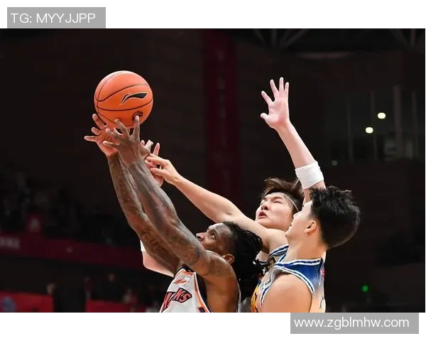 上海篮球队选拔赛表现分析与状态评估全面解读