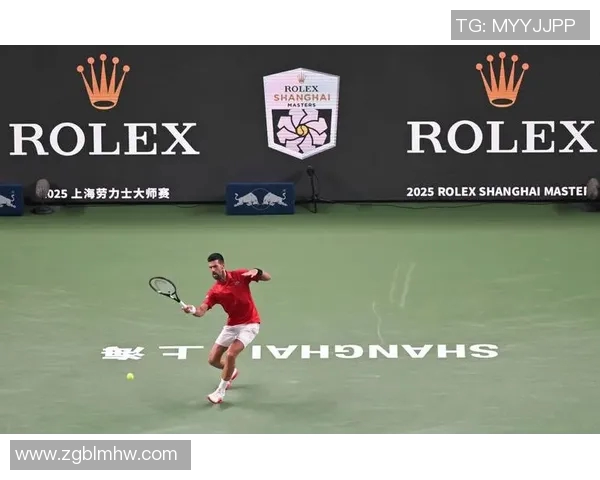 上海网球队在城市联赛中以55分稳居榜首展现强劲实力 上海网球队在城市联赛中以55分稳居榜首展现强劲实力