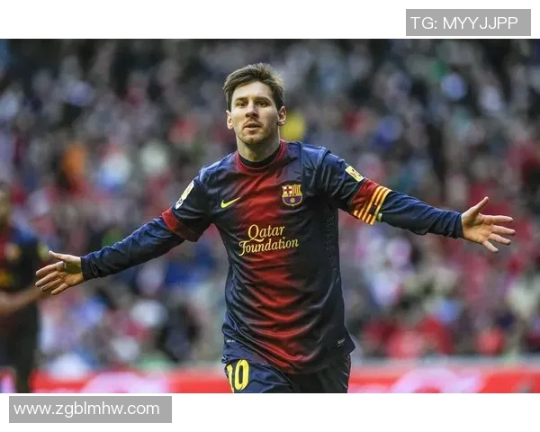 男足球明星与女友的甜蜜生活揭秘他们的爱情故事与共同成长之路